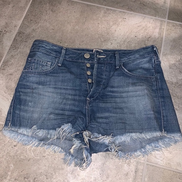 True Religion Shorts - Picture 1 of 3